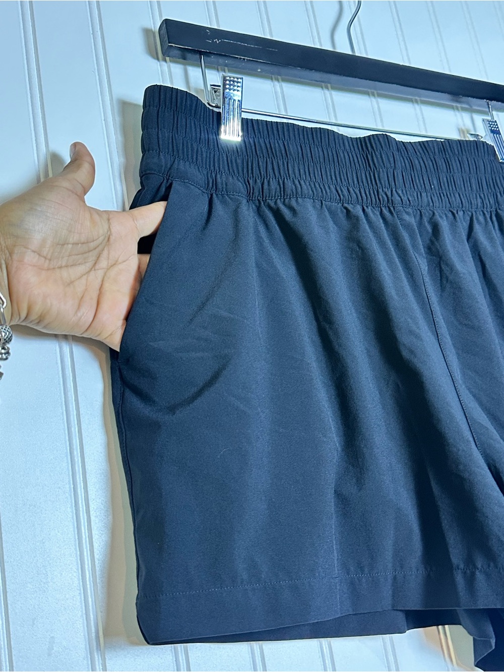 Athleta Weekender High Rise 3" Run Short wide, elasticated high-rise waistband - Picture 10 of 12